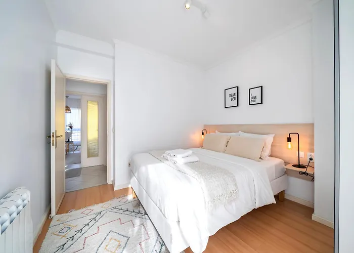 One Of The Views Iii Apartment *